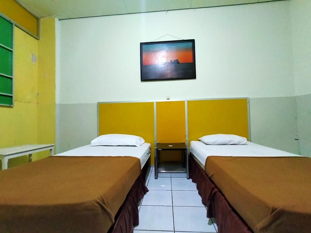 Hotel Nirwana Ternate RedPartner Exterior foto